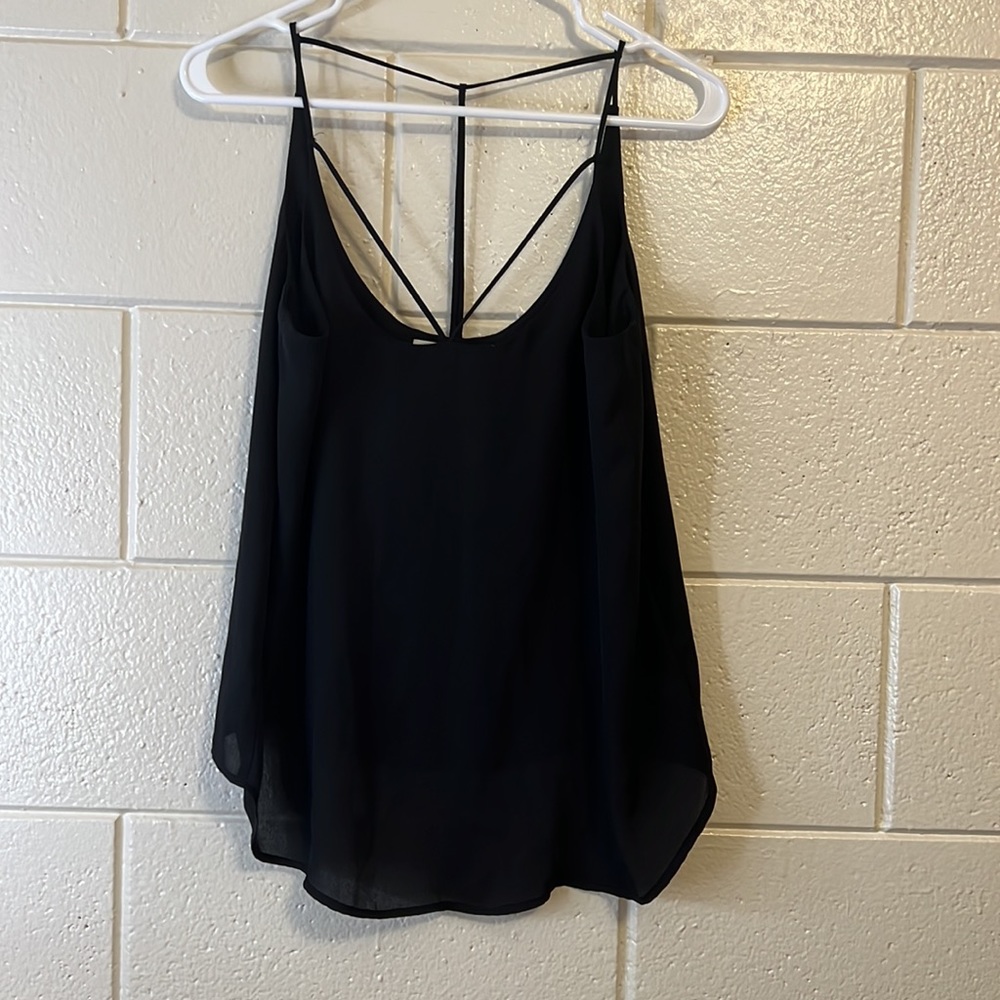 Active USA | NWT | Black Solid Flowy Open-Back Tank Top | Size Medium - Picture 1 of 15
